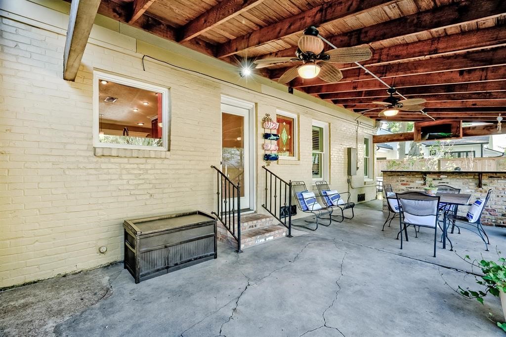755 19th Street Beaumont, TX 77706 - Photo 23 of 46