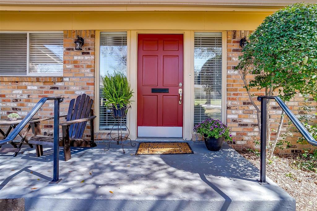 a view of front door of house