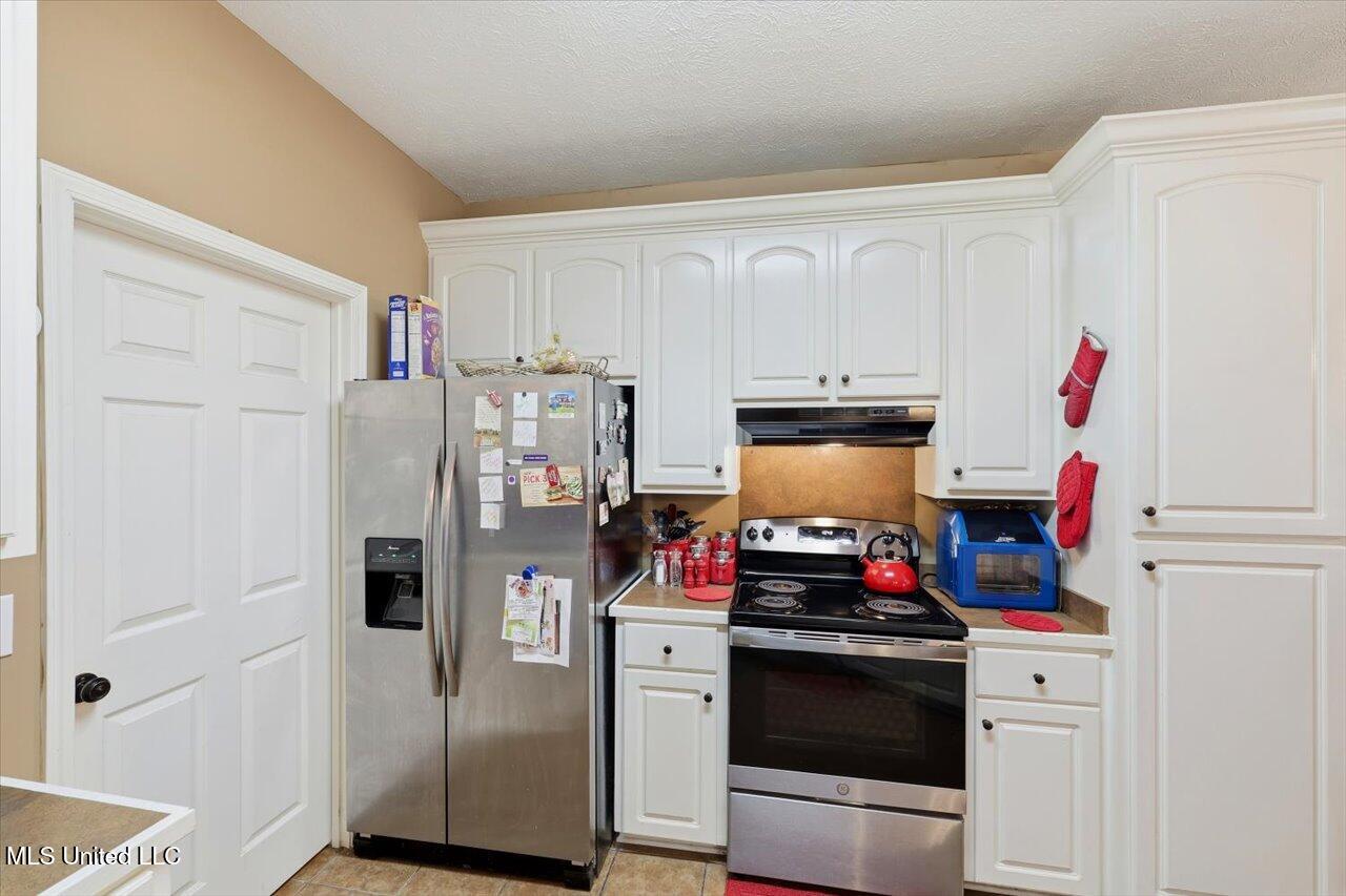 127 Torrence Cove Byram, MS 39272 - Photo 11 of 27 11-127 Torrence Cove _ Home Tours MS