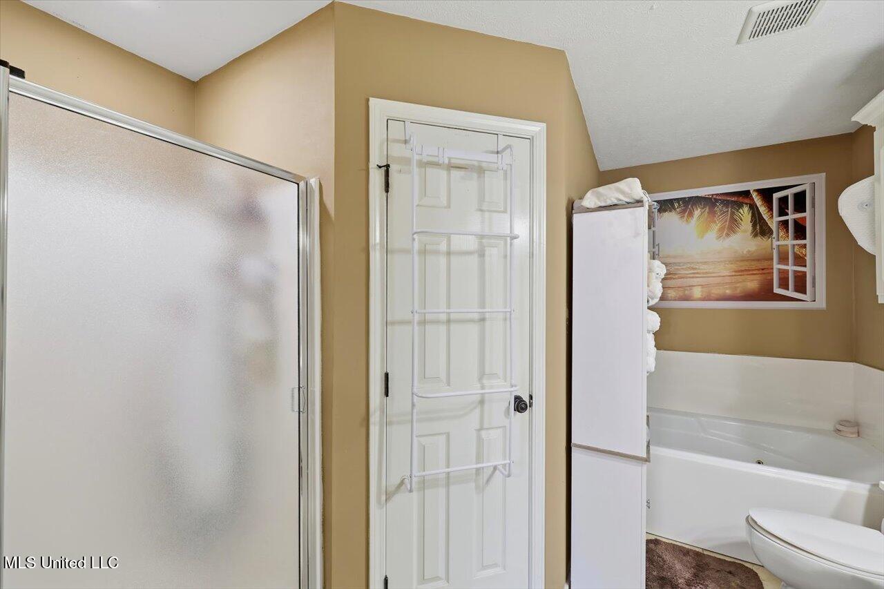 127 Torrence Cove Byram, MS 39272 - Photo 18 of 27 18-127 Torrence Cove _ Home Tours MS