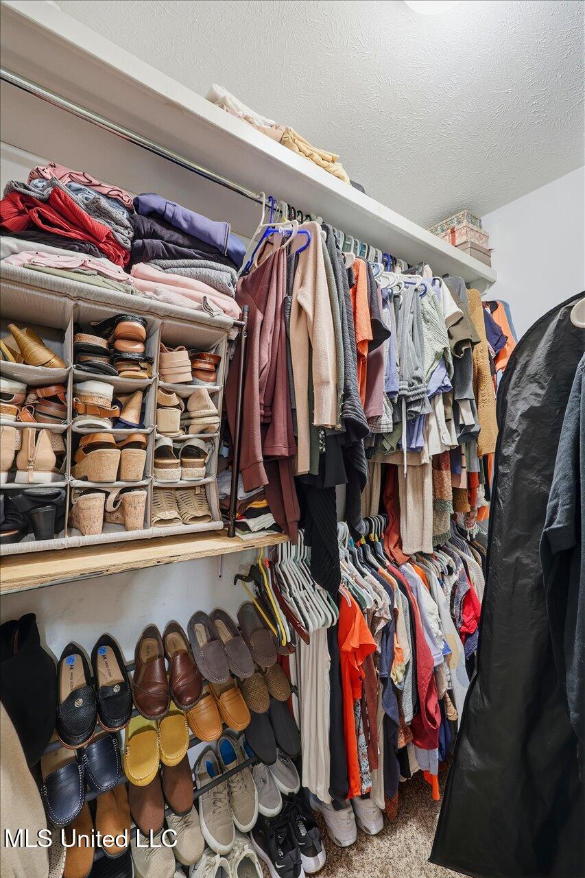 127 Torrence Cove Byram, MS 39272 - Photo 19 of 27 19-127 Torrence Cove _ Home Tours MS