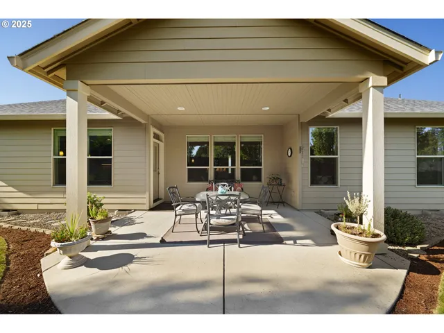 $739,900 | 13208 Northeast 43rd Court, Vancouver, WA 98686