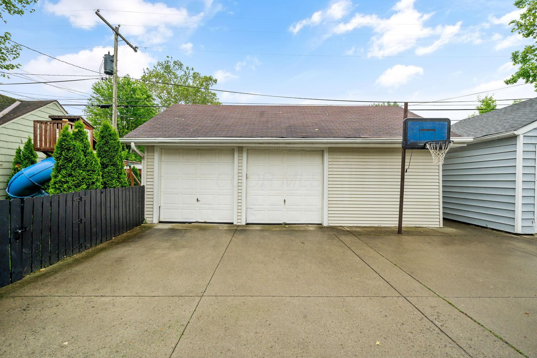 115 North Cassingham Road Columbus, OH 43209 - Photo 58 of 70 OVERSIZED 2 CAR GARAGE