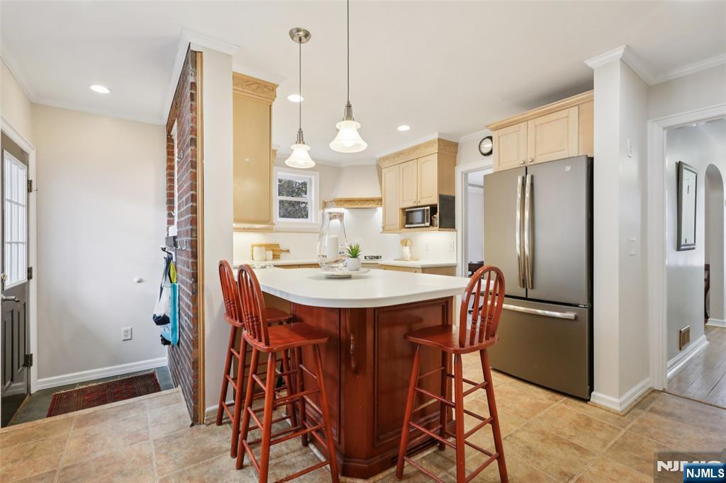 56 Highland Road Glen Rock, NJ 07452 - Photo 11 of 40