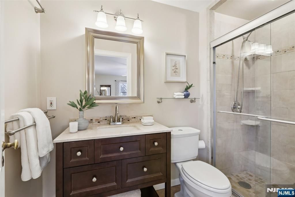 56 Highland Road Glen Rock, NJ 07452 - Photo 21 of 40