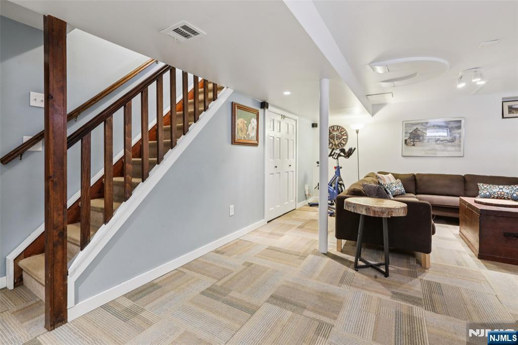 56 Highland Road Glen Rock, NJ 07452 - Photo 31 of 40