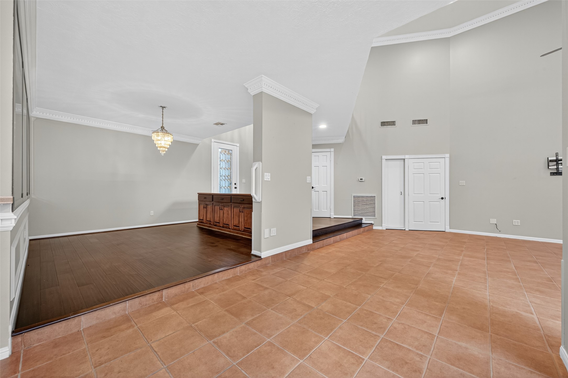 901 Longmire Road, Unit 13 Conroe, TX 77304 - Photo 19 of 46 a view of an empty room with a kitchen