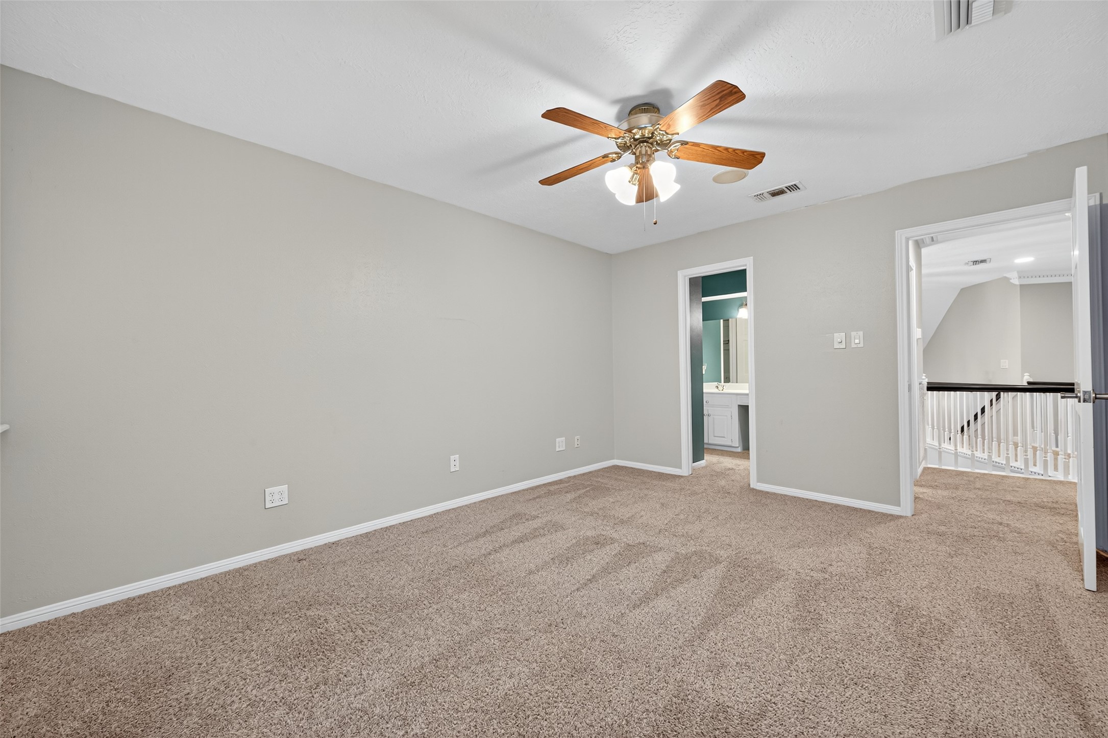 901 Longmire Road, Unit 13 Conroe, TX 77304 - Photo 38 of 46