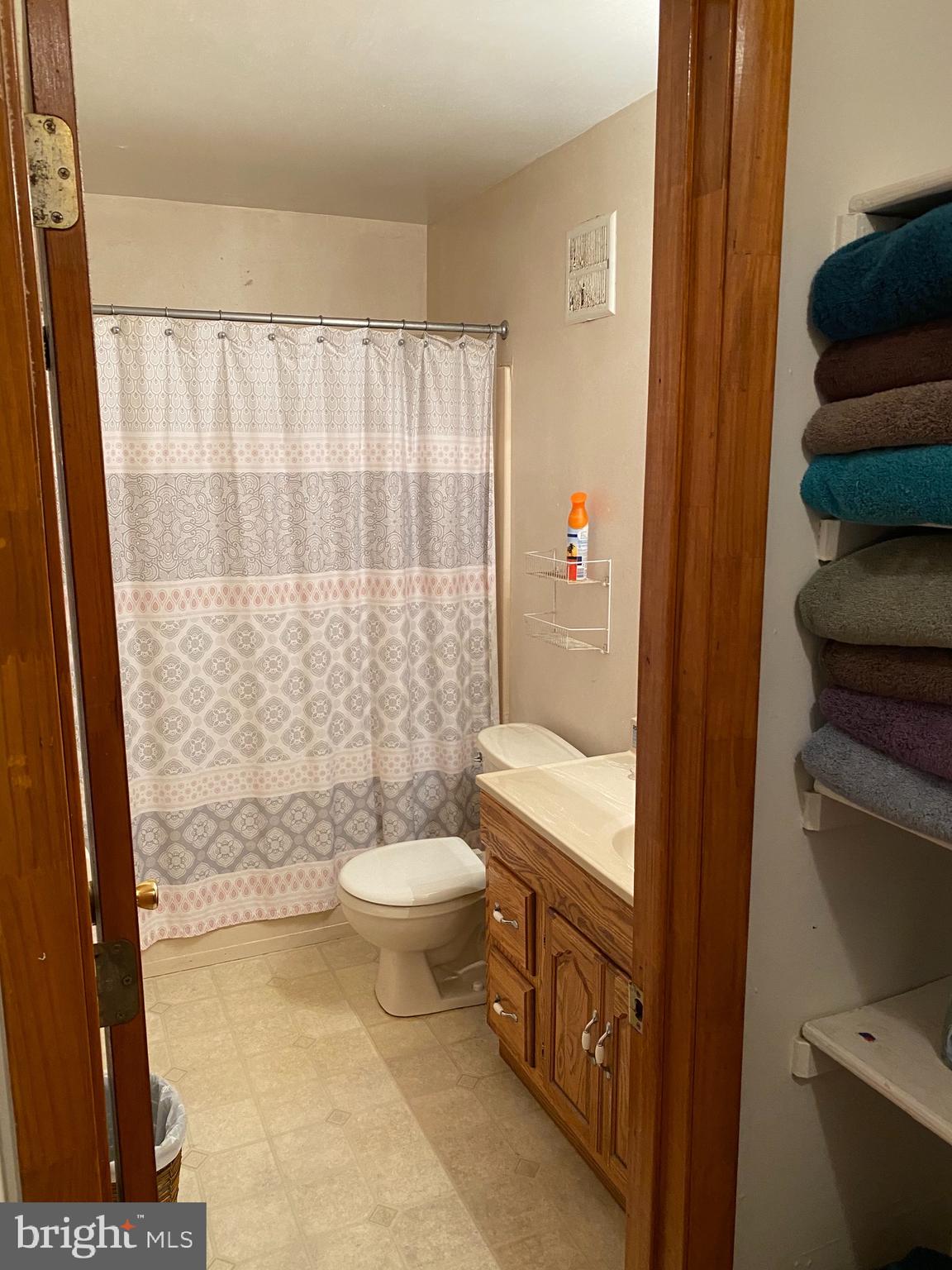 5701 Westgate Road Lanham, MD 20706 - Photo 9 of 14 Hall bathroom
