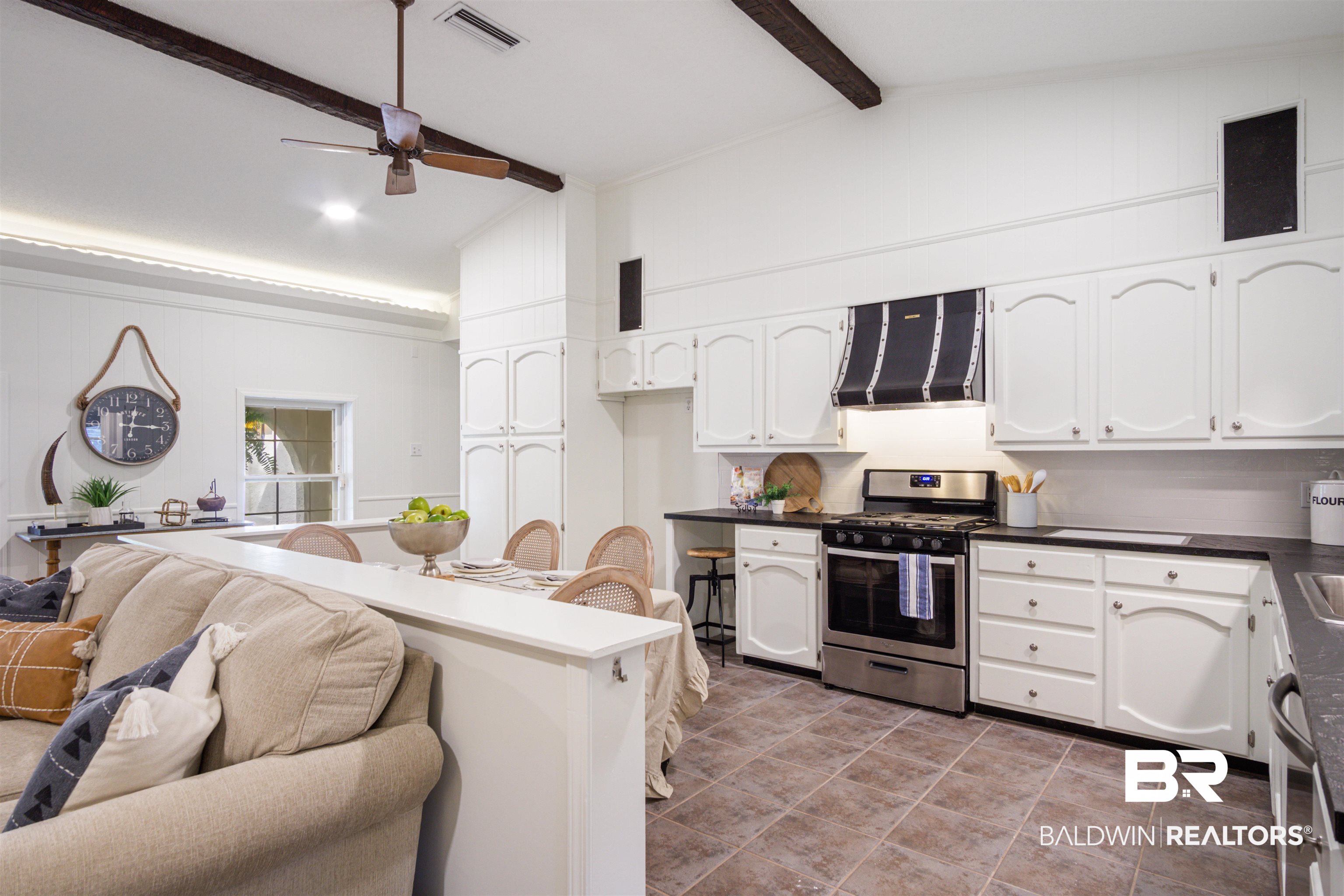 959 Royal Oak Court Mobile, AL 36693 - Photo 12 of 48