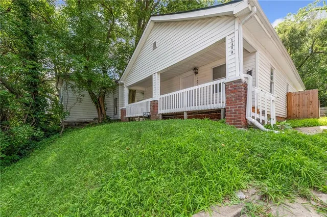 $115,000 | 1426 North 3rd Street, St. Joseph, MO 64505