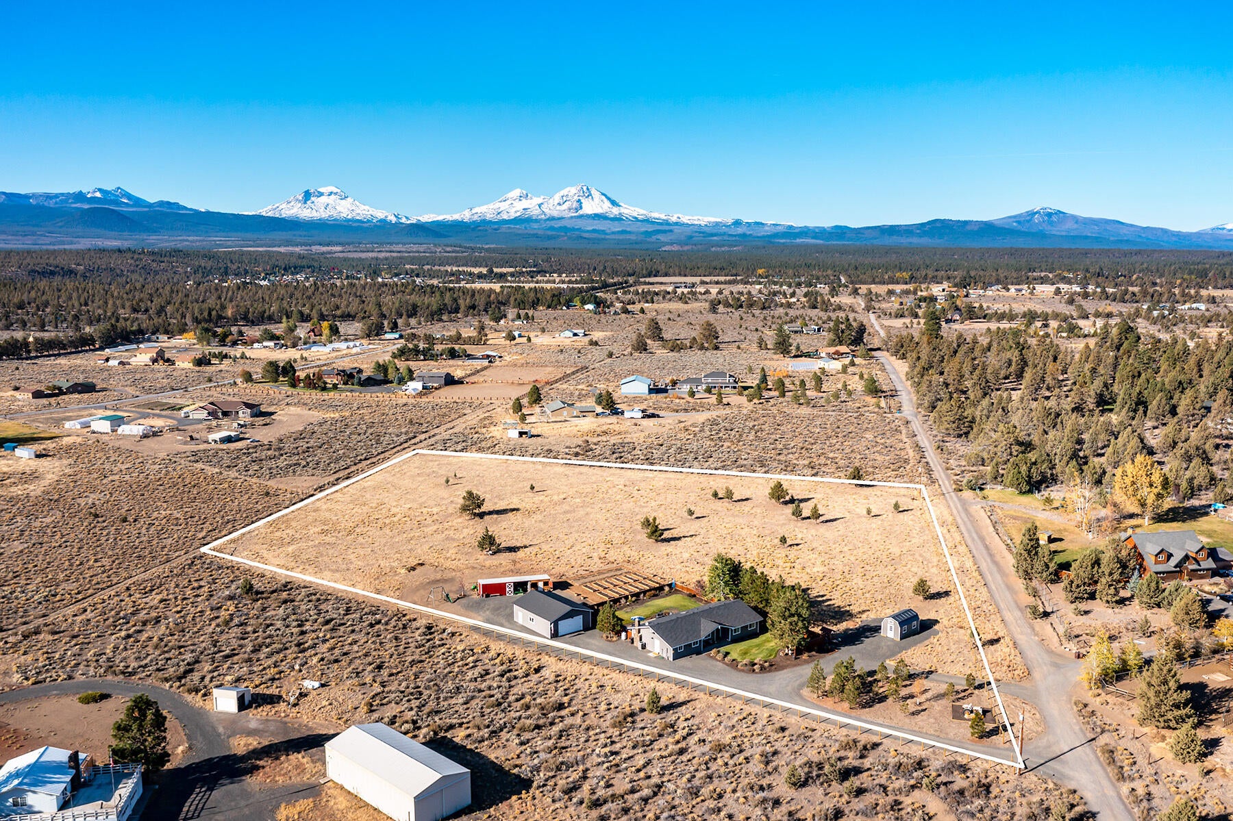 17617 Knight Road Bend, OR 97703 - Photo 41 of 60 DJI_0125