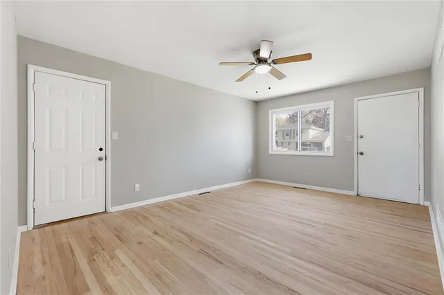 $280,000 | 5200 South Delaware Avenue, Independence, MO 64055