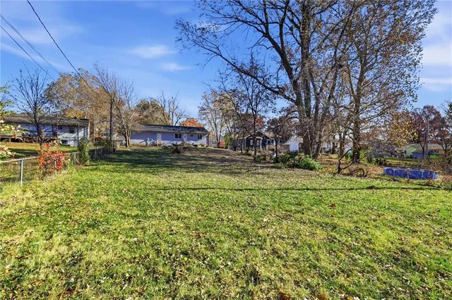 $280,000 | 5200 South Delaware Avenue, Independence, MO 64055