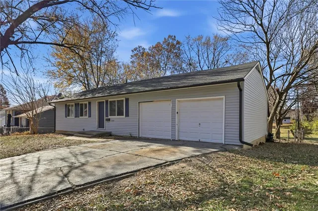 $280,000 | 5200 South Delaware Avenue, Independence, MO 64055