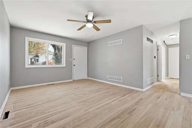 $280,000 | 5200 South Delaware Avenue, Independence, MO 64055