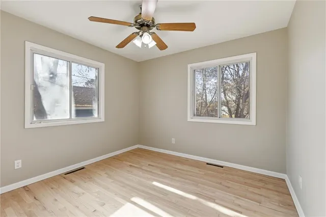 $280,000 | 5200 South Delaware Avenue, Independence, MO 64055