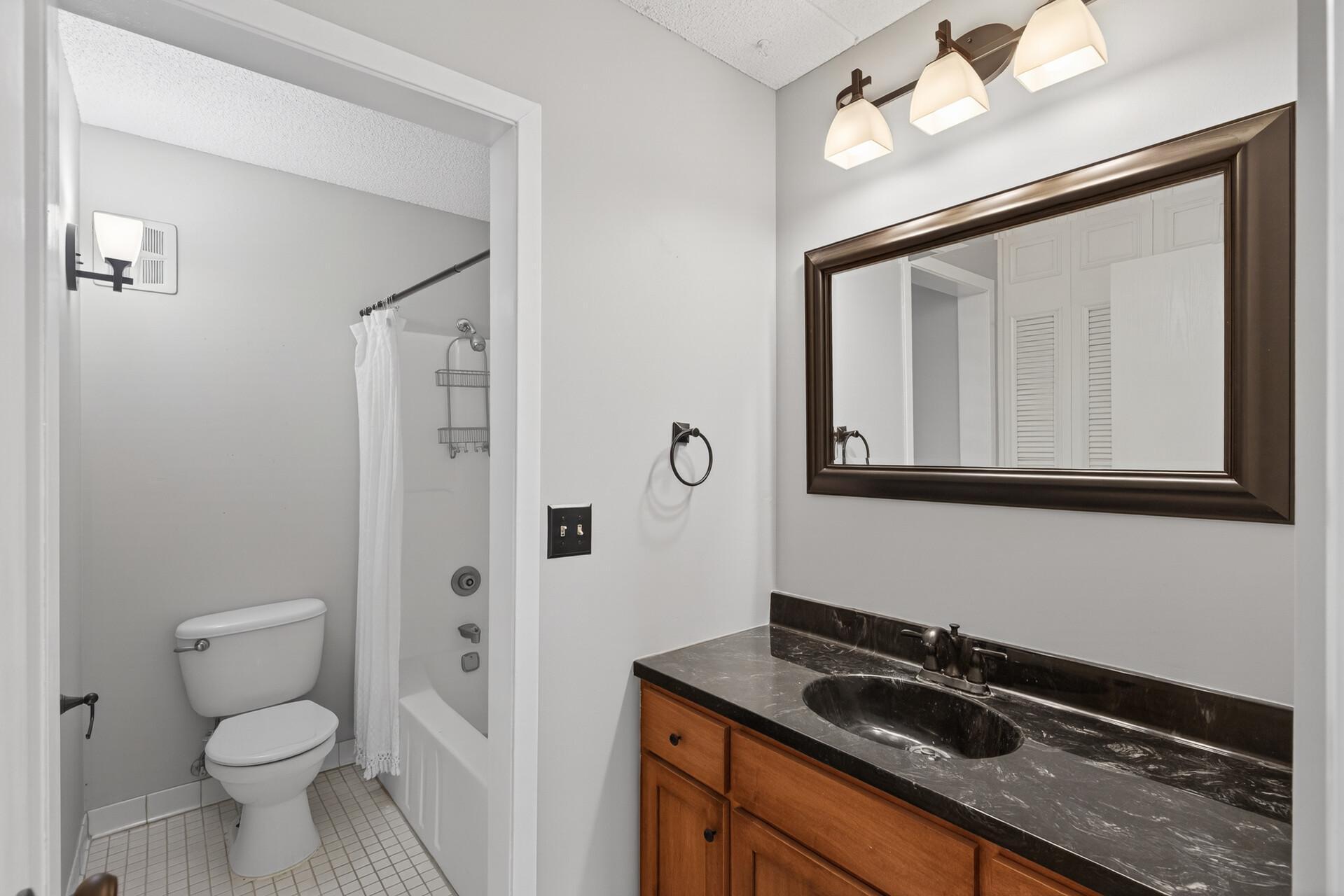 10501 Cedar Lake Road, Unit 318 Minnetonka, MN 55305 - Photo 29 of 48