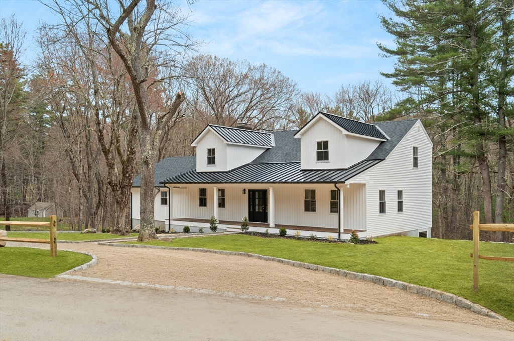 61 Meadowbrook Road Carlisle, MA 01741 - Photo 3 of 41 Gallery Image 3