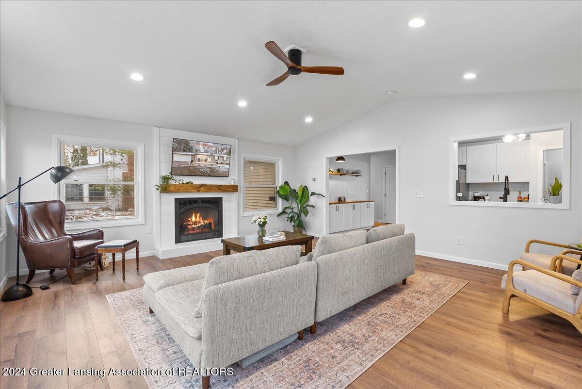 7402 Williamsburg Road Lansing, MI 48917 - Photo 12 of 29 24-Media Jett - 14