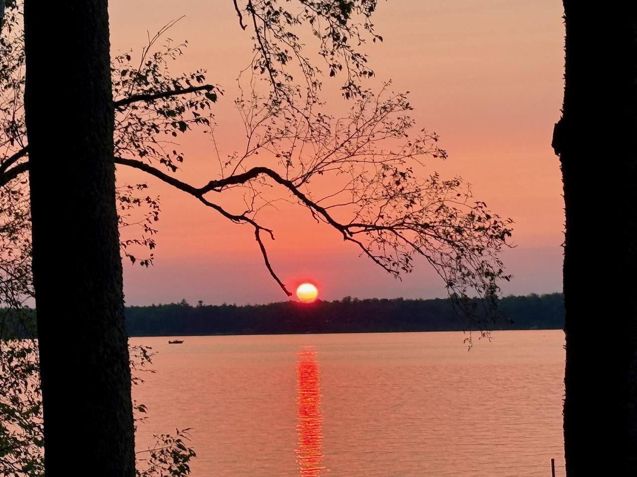 38727 Sunset Bay Road Sturgeon Lake, MN 55783 - Photo 5 of 52