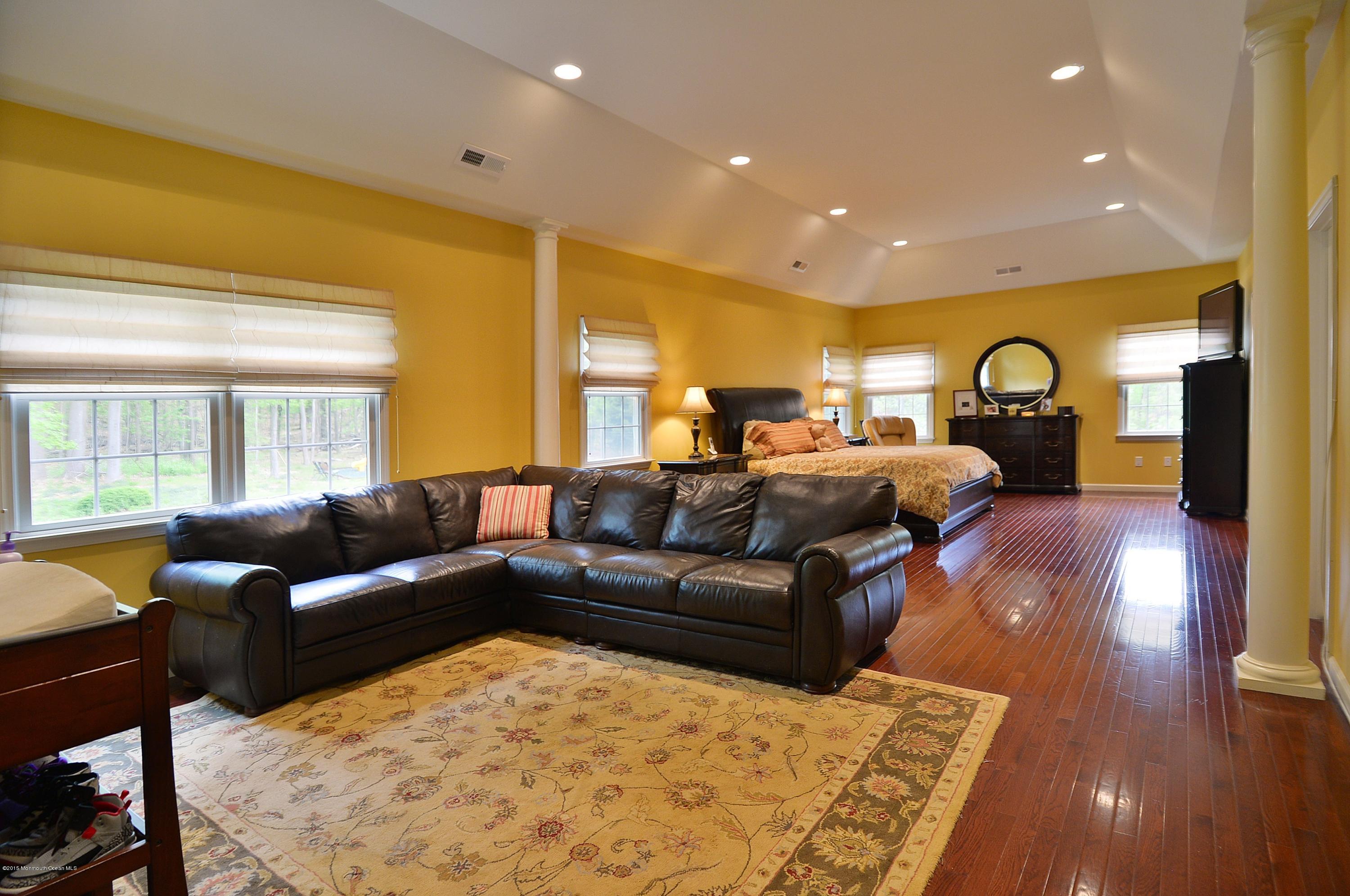6 Henry Court Millstone Township, NJ 08535 - Photo 13 of 26 020_Master