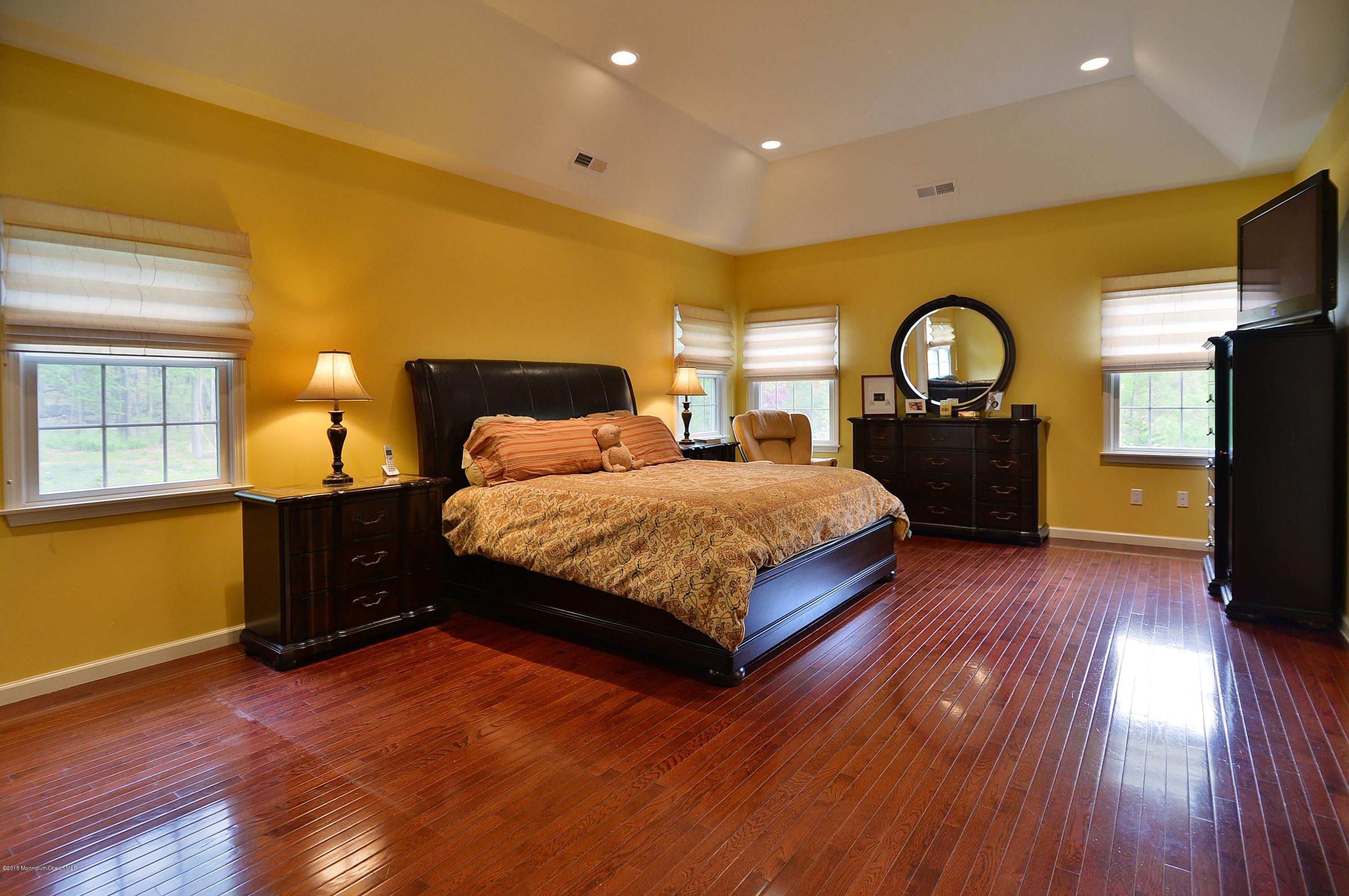 6 Henry Court Millstone Township, NJ 08535 - Photo 14 of 26 019_Master