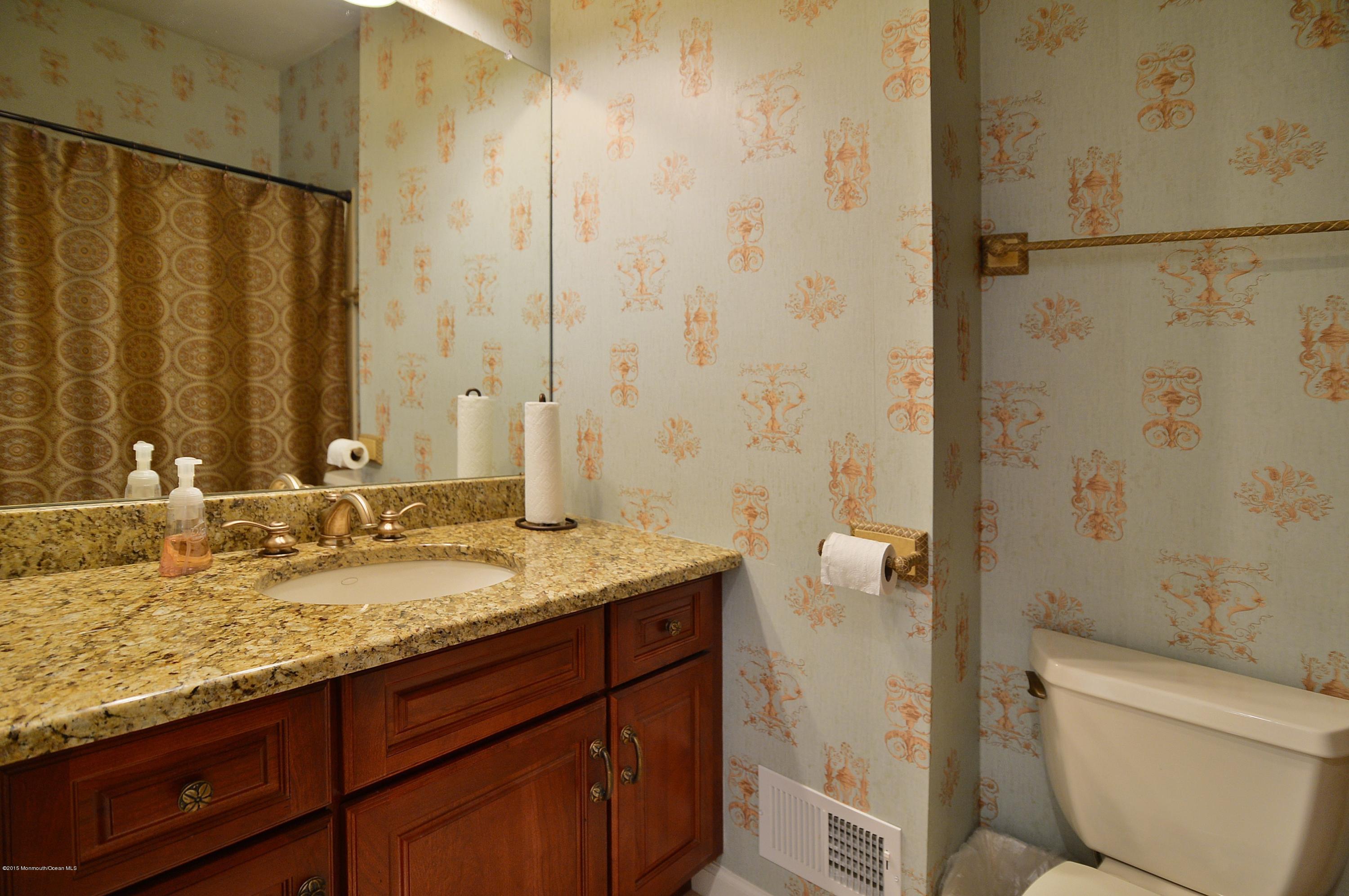 6 Henry Court Millstone Township, NJ 08535 - Photo 18 of 26 025_Bathroom