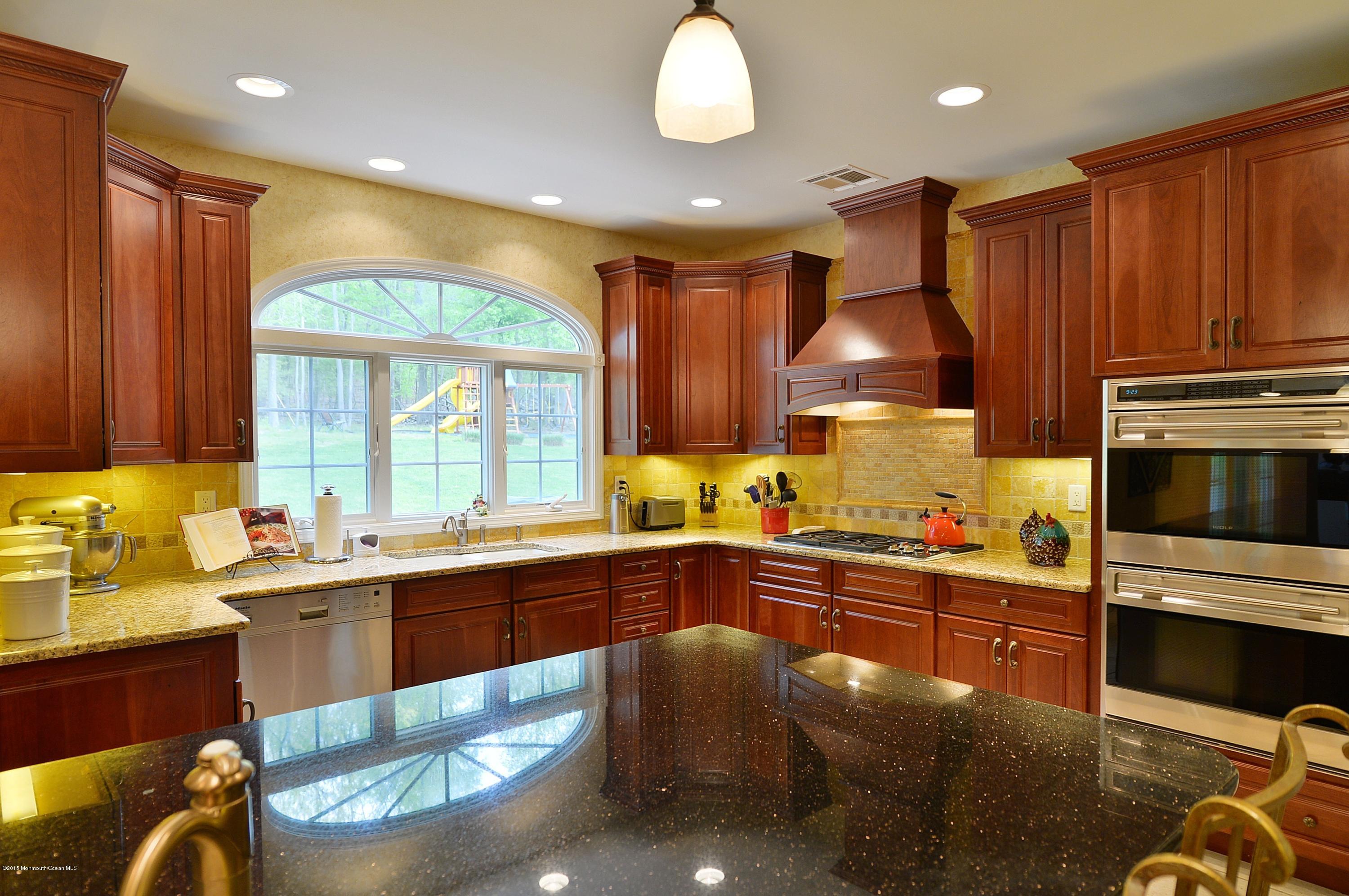 6 Henry Court Millstone Township, NJ 08535 - Photo 8 of 26 015_Kitchen