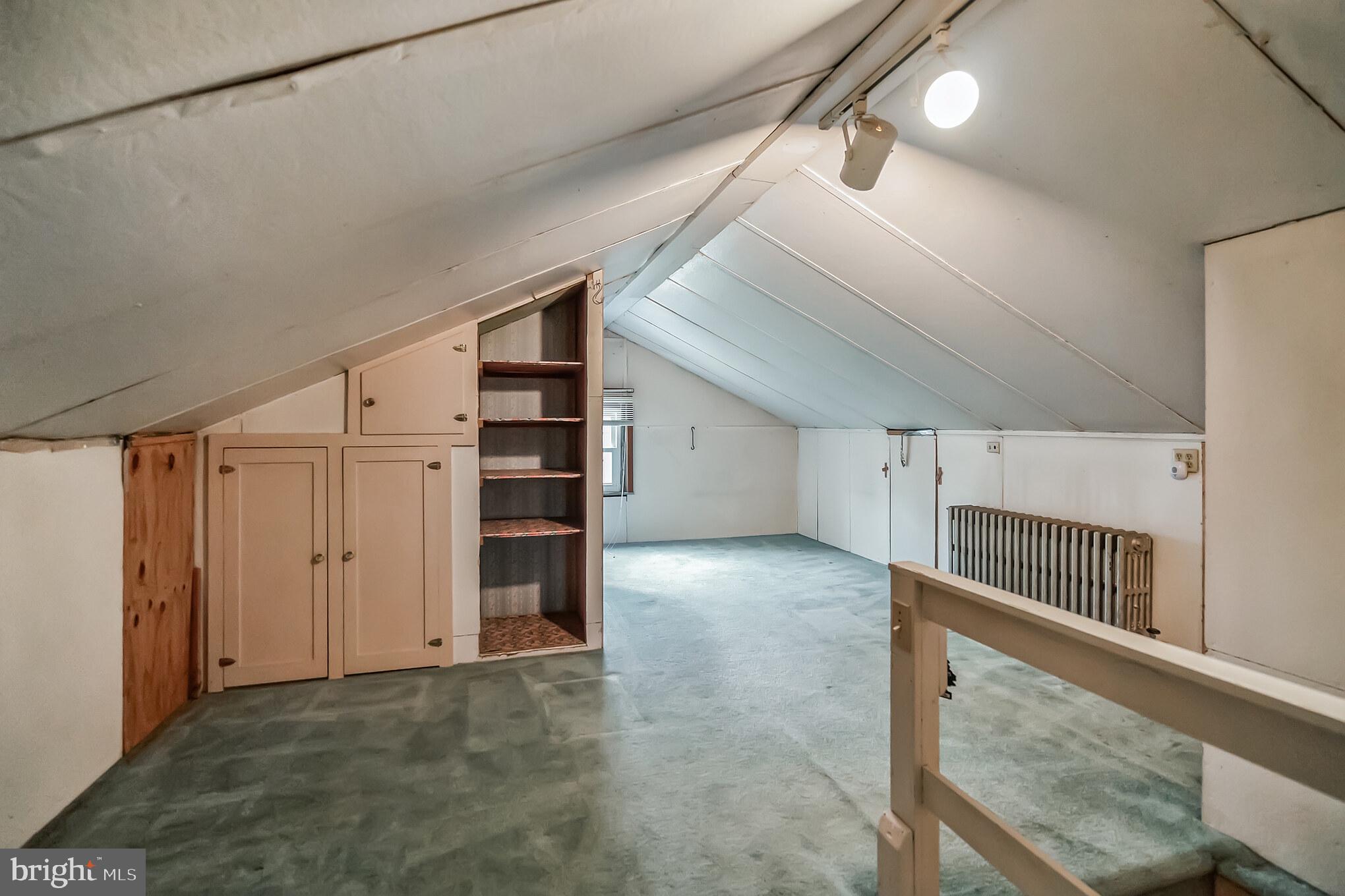 490 Cowpath Road Telford, PA 18969 - Photo 27 of 34 2nd floor family room