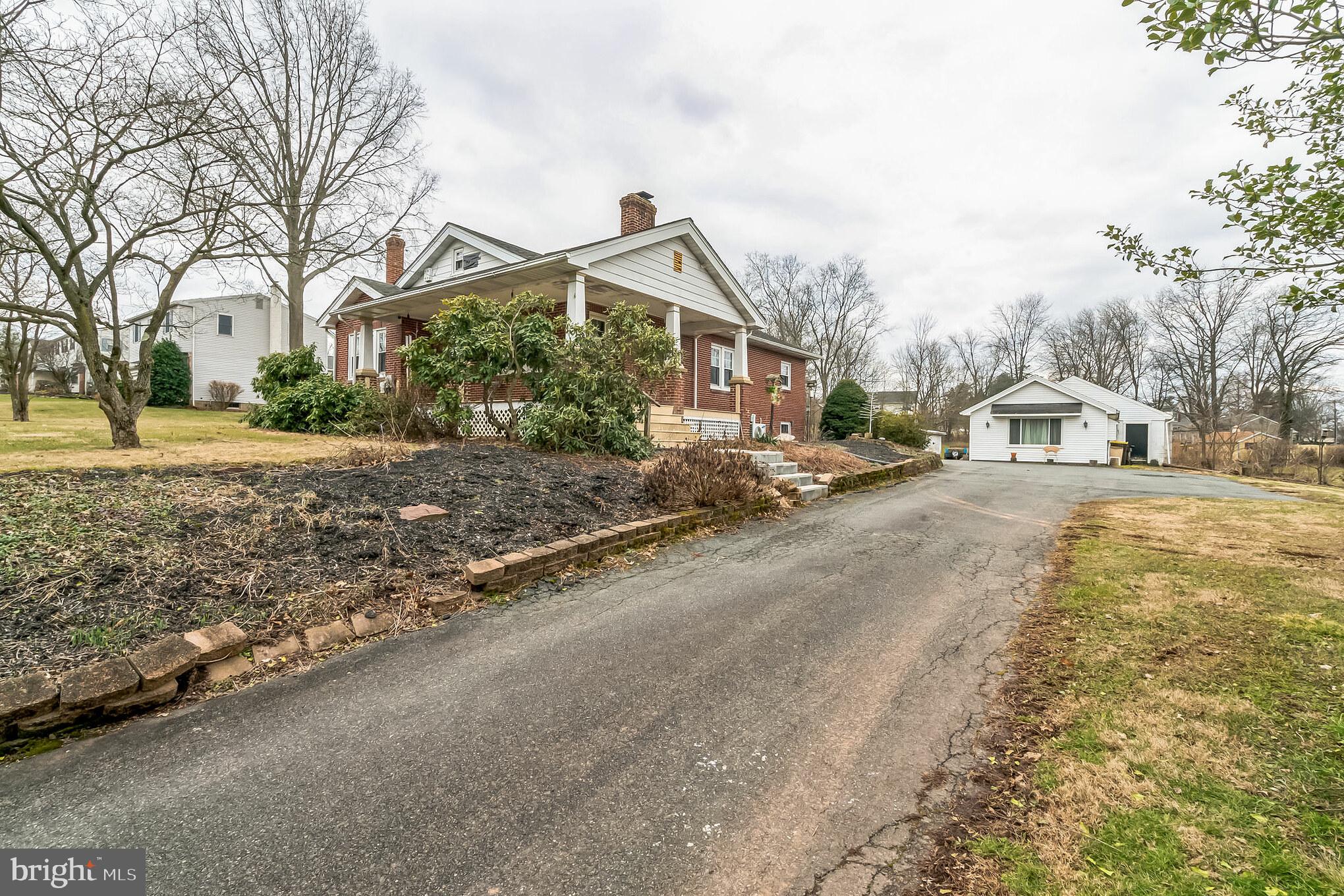 490 Cowpath Road Telford, PA 18969 - Photo 3 of 34 Gallery Image 3