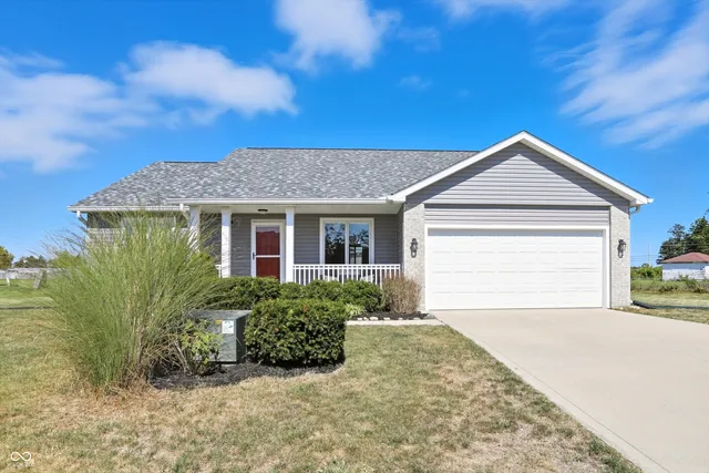 $245,000 | 108 Sunburst Circle, Alexandria, IN 46001