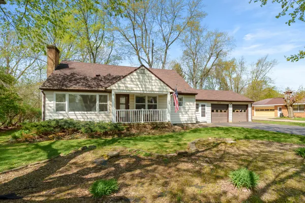 $250,000 | 6824 Oakland Drive, Portage, MI 49024