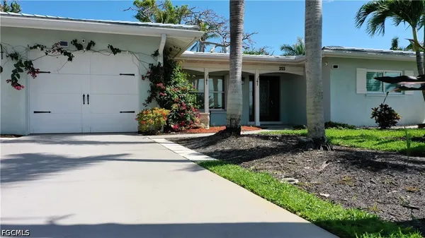$2,200 | 253 Bayshore Drive, Cape Coral, FL 33904