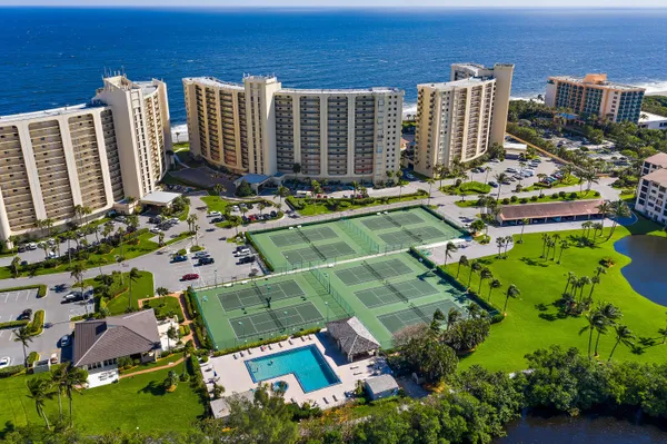 $3,800 | 300 Ocean Trail Way, Unit 403, Jupiter, FL 33477
