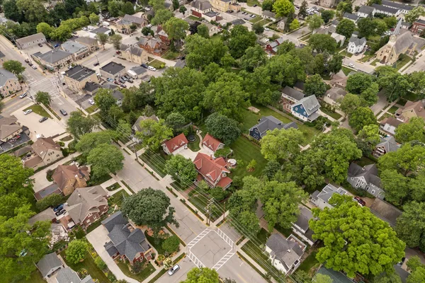 $1,980,000 | N69W6507 Bridge Road, Cedarburg, WI 53012