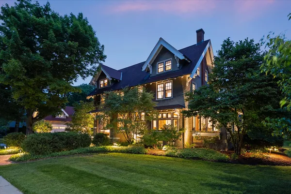 $1,980,000 | N69W6507 Bridge Road, Cedarburg, WI 53012