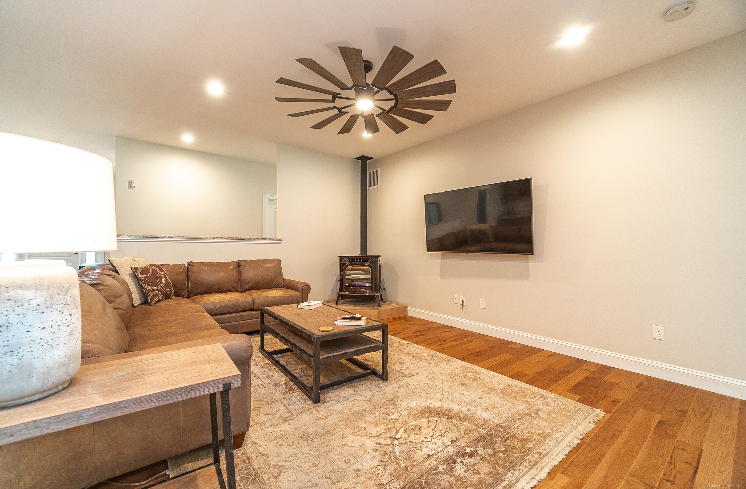 40-42 Barber Hill Road Broad Brook, CT 06016 - Photo 17 of 39