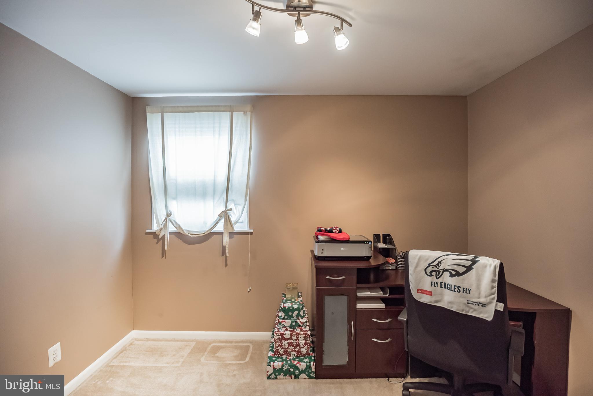 9703 Glenhope Road Philadelphia, PA 19115 - Photo 20 of 30 Gallery Image 20