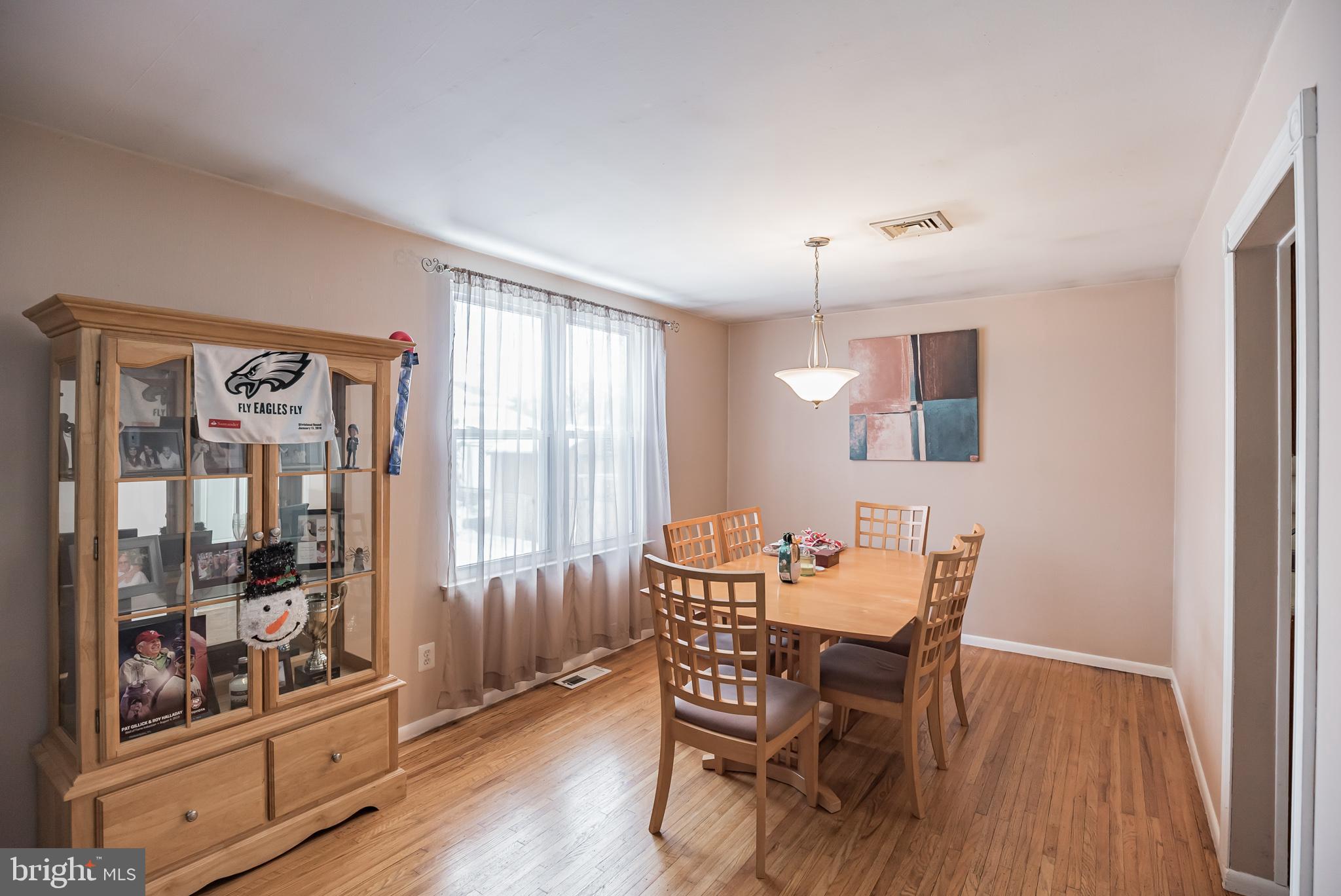 9703 Glenhope Road Philadelphia, PA 19115 - Photo 8 of 30 Gallery Image 8