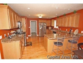 525 Parkview Drive Rochester, IL 62563 - Photo 5 of 16 Gallery Image 5