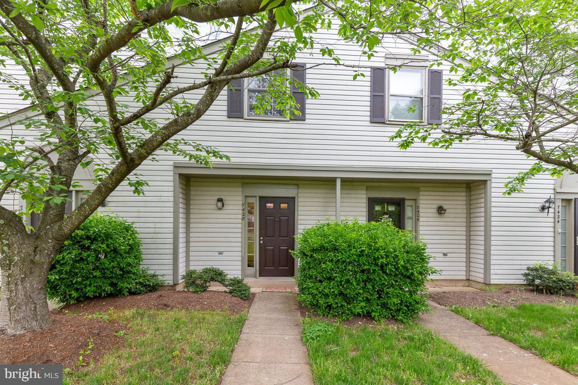 7428 Rokeby Drive, Unit 3 Manassas, VA 20109 - Photo 2 of 31 Gallery Image 2