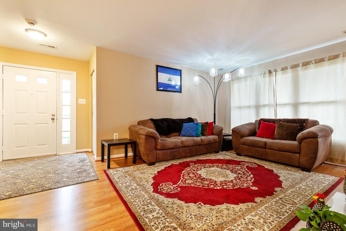 7428 Rokeby Drive, Unit 3 Manassas, VA 20109 - Photo 6 of 31 Spacious living room