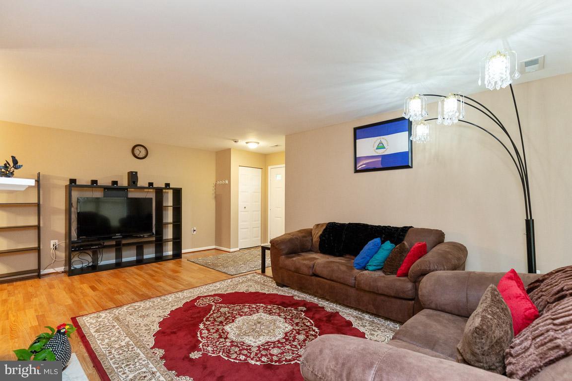 7428 Rokeby Drive, Unit 3 Manassas, VA 20109 - Photo 8 of 31 Gallery Image 8