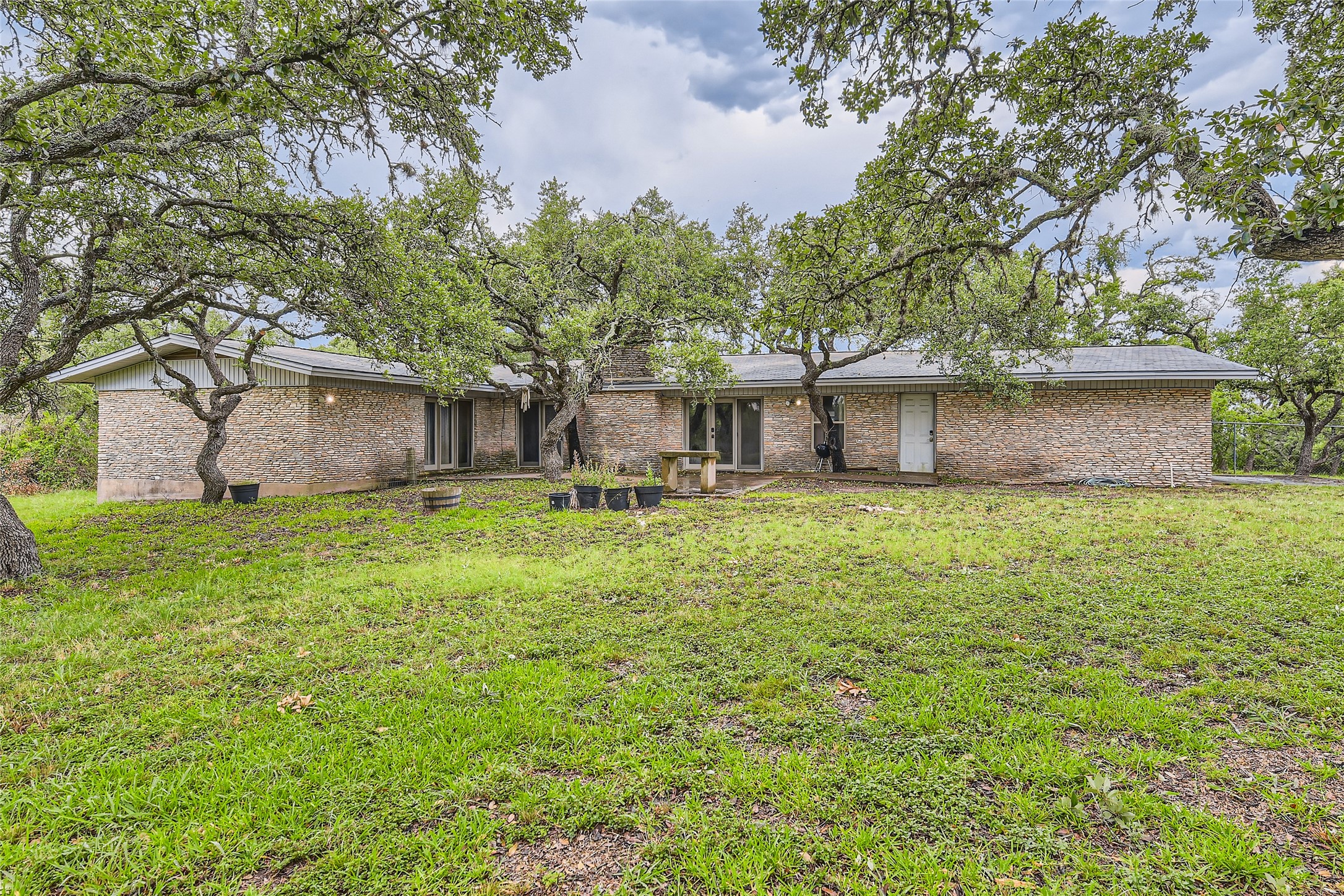 8707 South View Road Austin, TX 78737 - Photo 1 of 1
