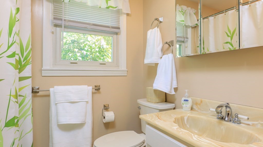 41 Bayberry Hill Road Townsend, MA 01474 - Photo 17 of 30 Gallery Image 17