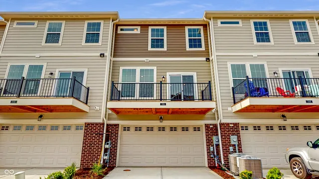 $2,300 | 7101 Equality Boulevard, Carmel, IN 46033