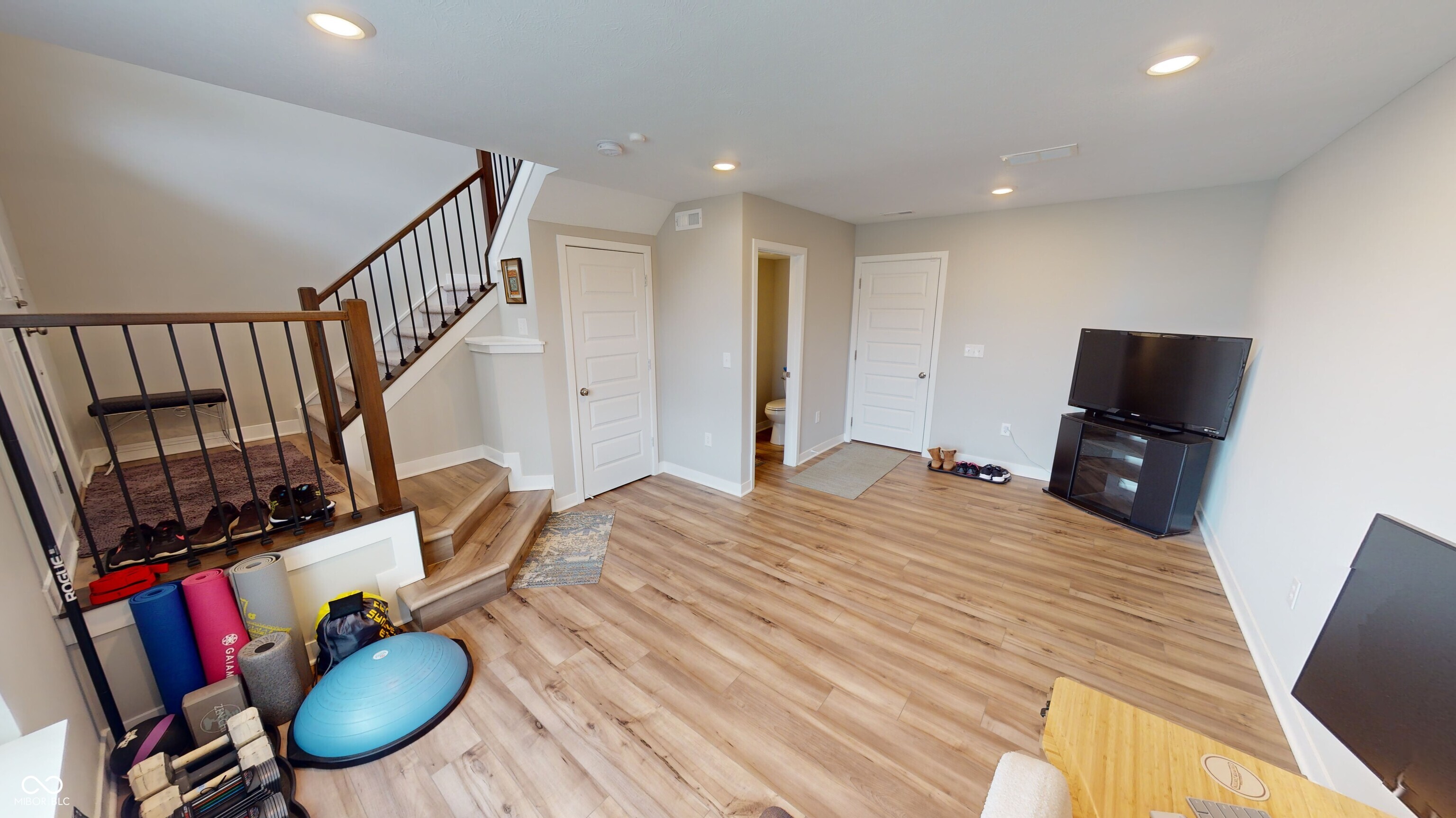 7101 Equality Boulevard Carmel, IN 46033 - Photo 4 of 31