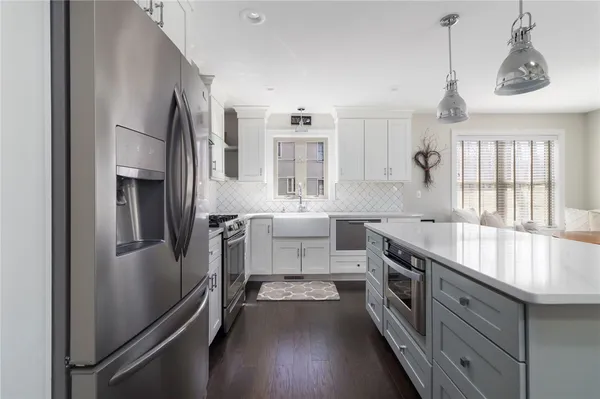 $659,900 | 80 Conley Avenue, Unit 9, Cranston, RI 02921