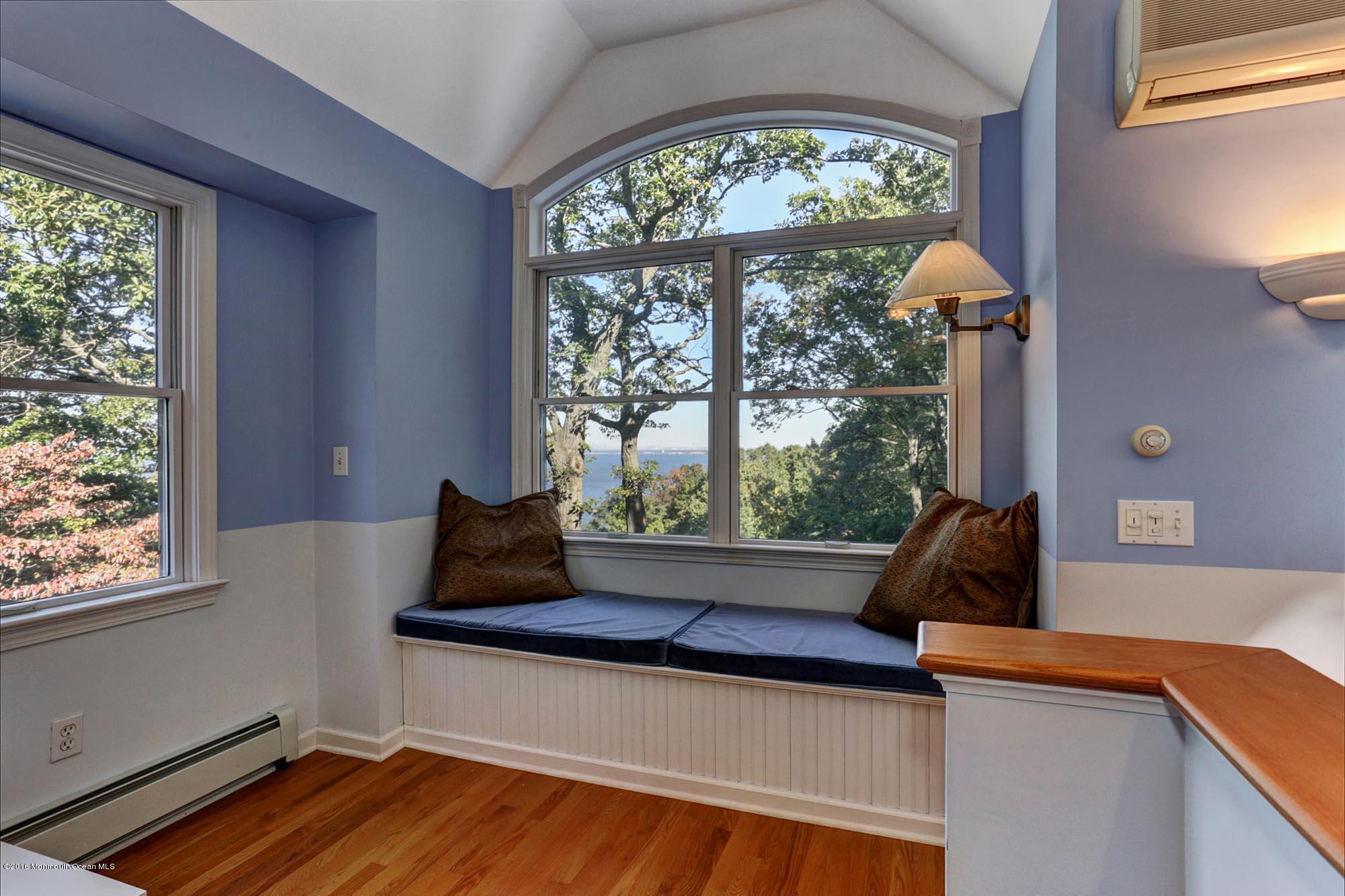 6 Belvidere Road Atlantic Highlands, NJ 07716 - Photo 37 of 55 window seat to enjoy the views